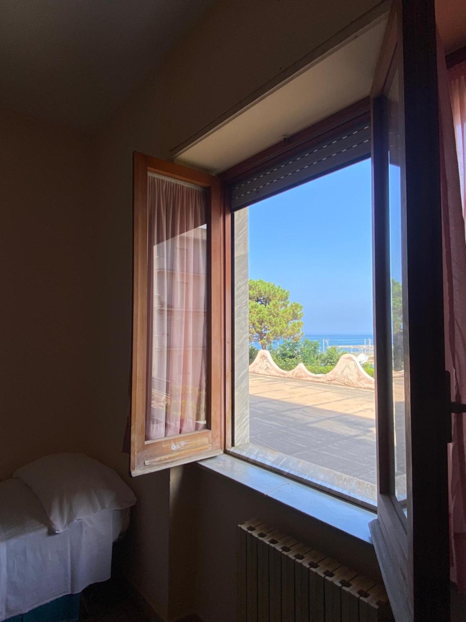 Bed and Breakfast Al Torrione Campora San Giovanni Exterior foto